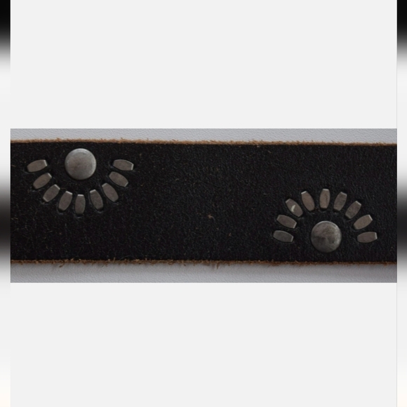 Pistil Black Leather Belt With Silver Studded Accents Women's Sz M Fits L/XL - Picture 11 of 13